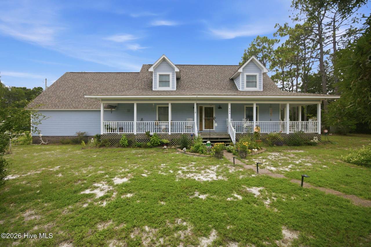 998 Trevino Road - Photo 1