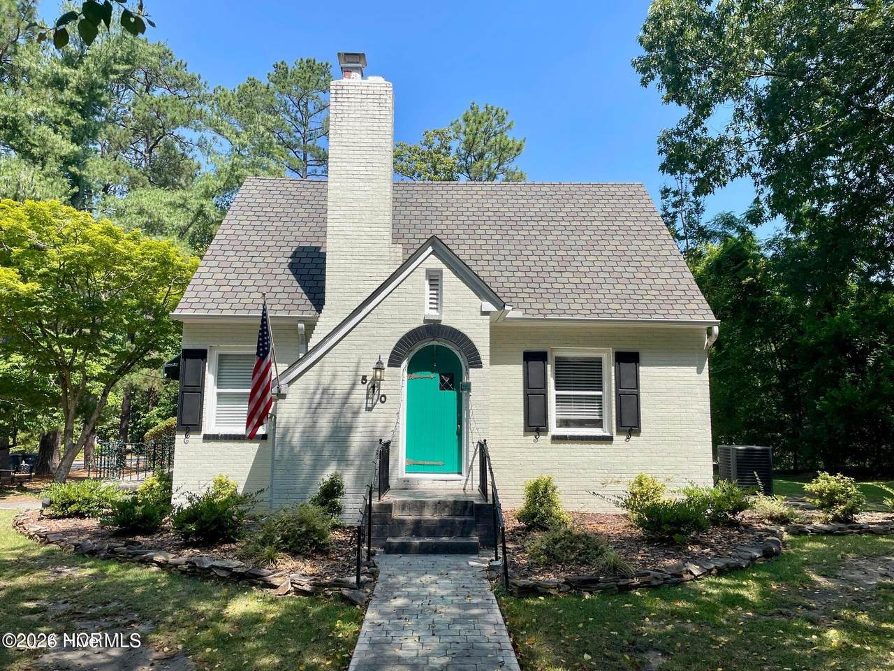 510 Broad Street - Photo 1