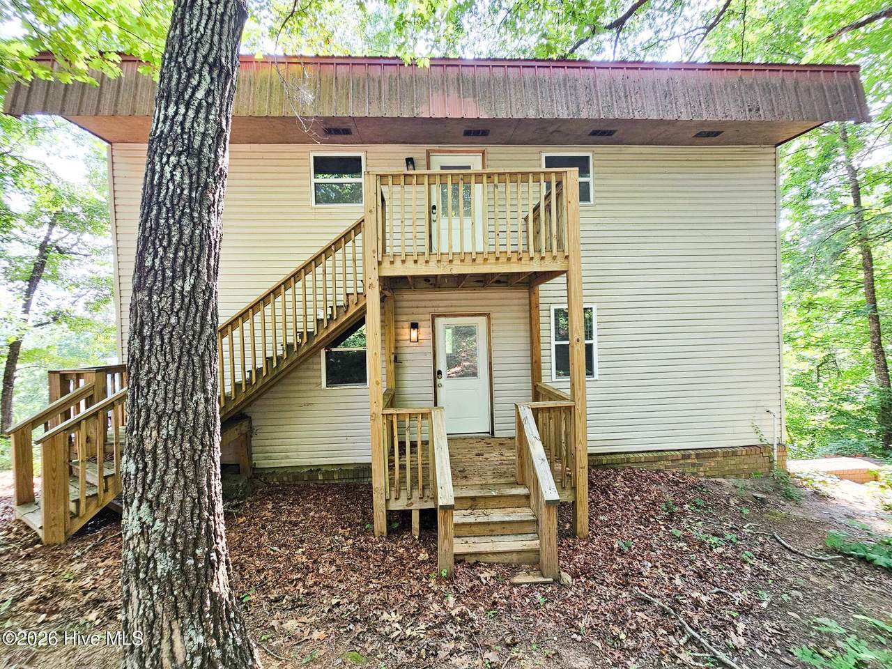 128 Manor Drive - Photo 1