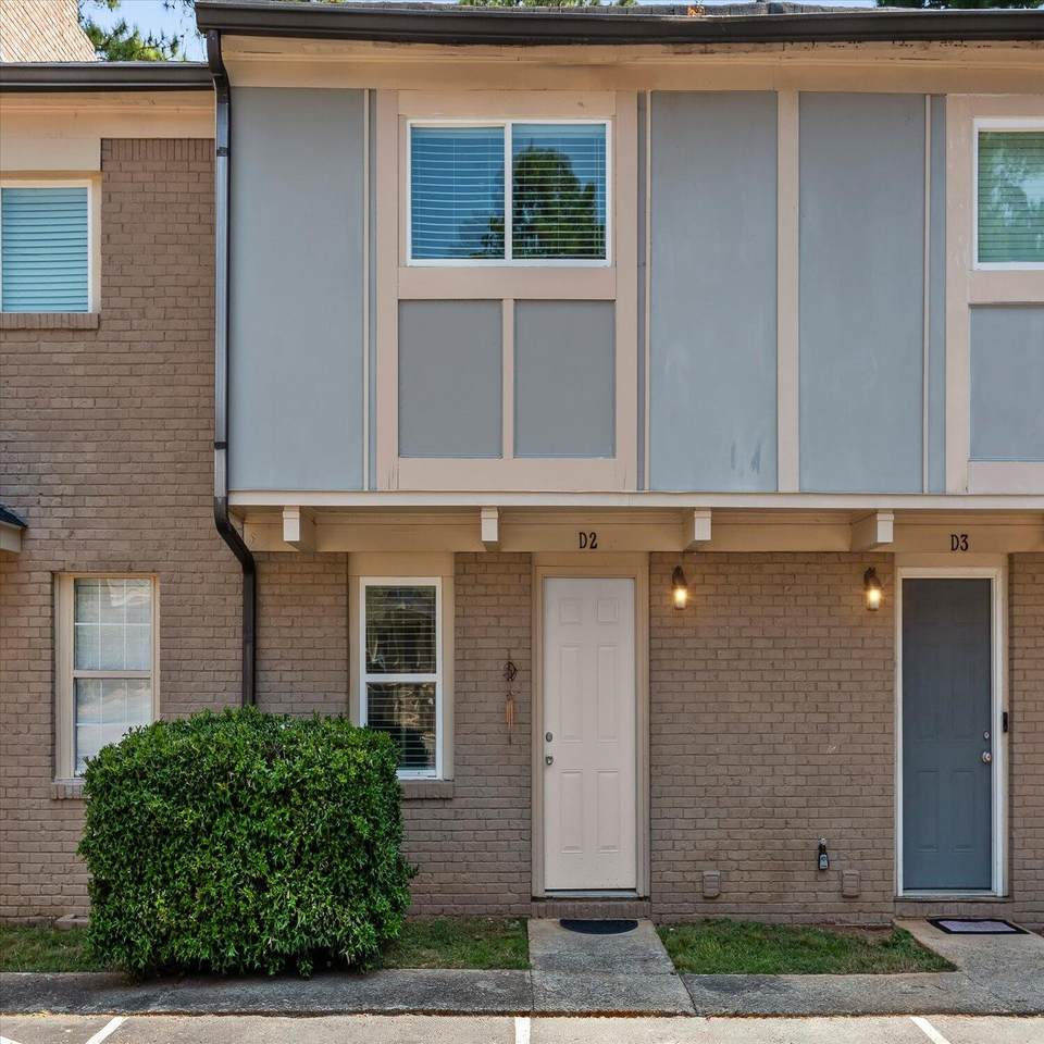 2604 Campbellton Road - Photo 1