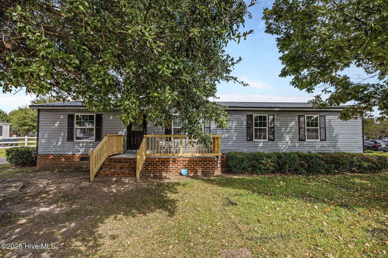 2502 State Drive - Photo 1