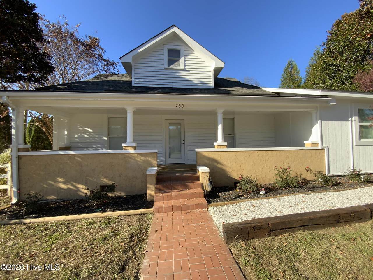 789 Main Street - Photo 1
