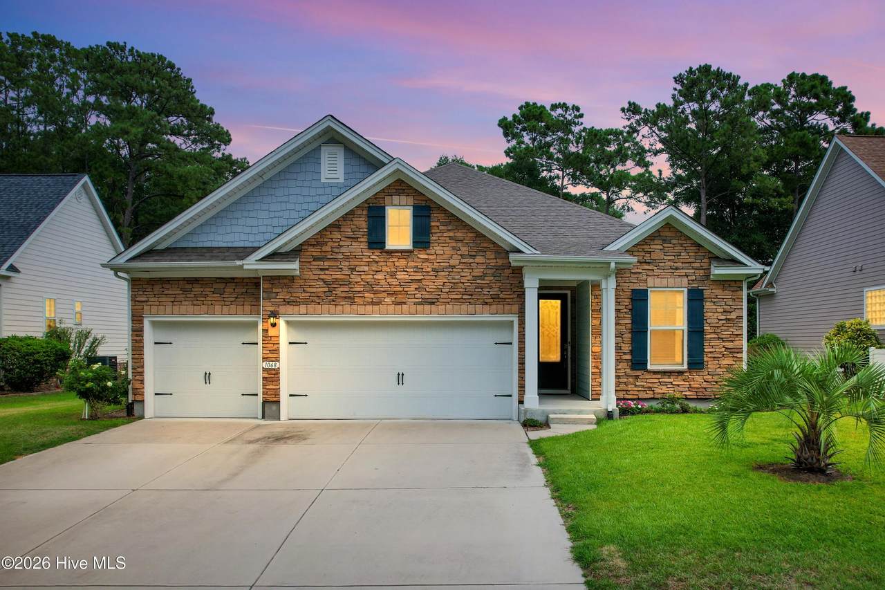 1068 Sea Bourne Way - Photo 1