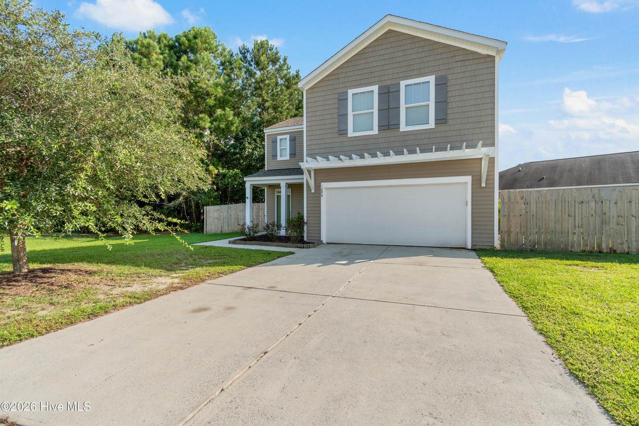 1699 Datchet Lane - Photo 1