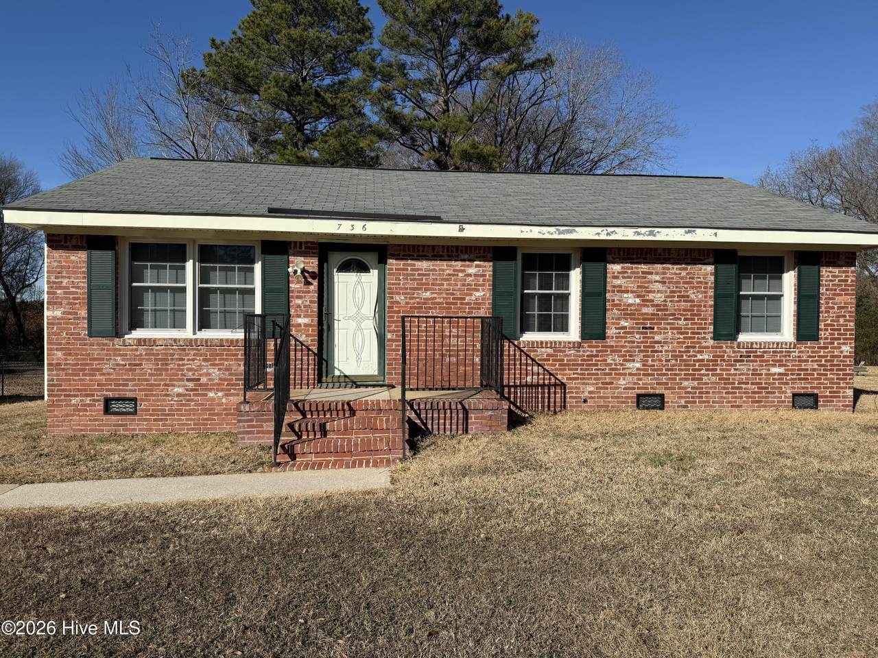 736 Lincoln Drive - Photo 1