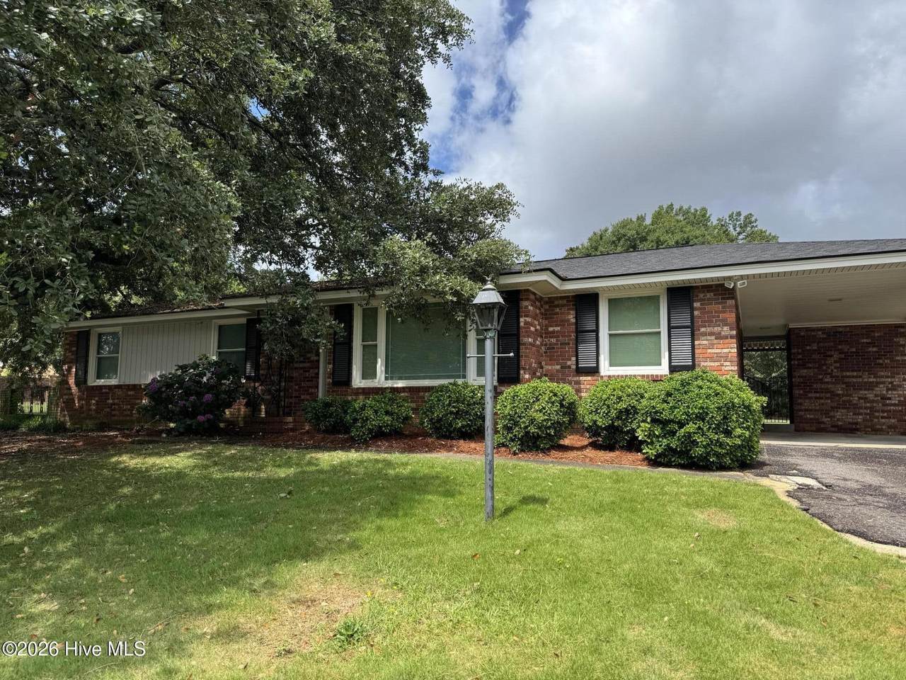 1115 Northwood Road - Photo 1