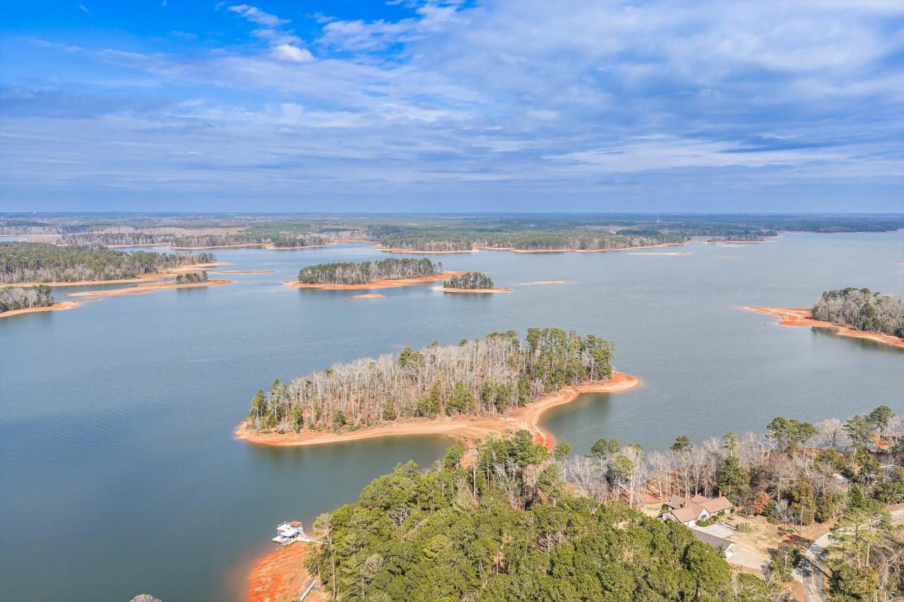 5977 Rousseau Creek Road - Photo 1