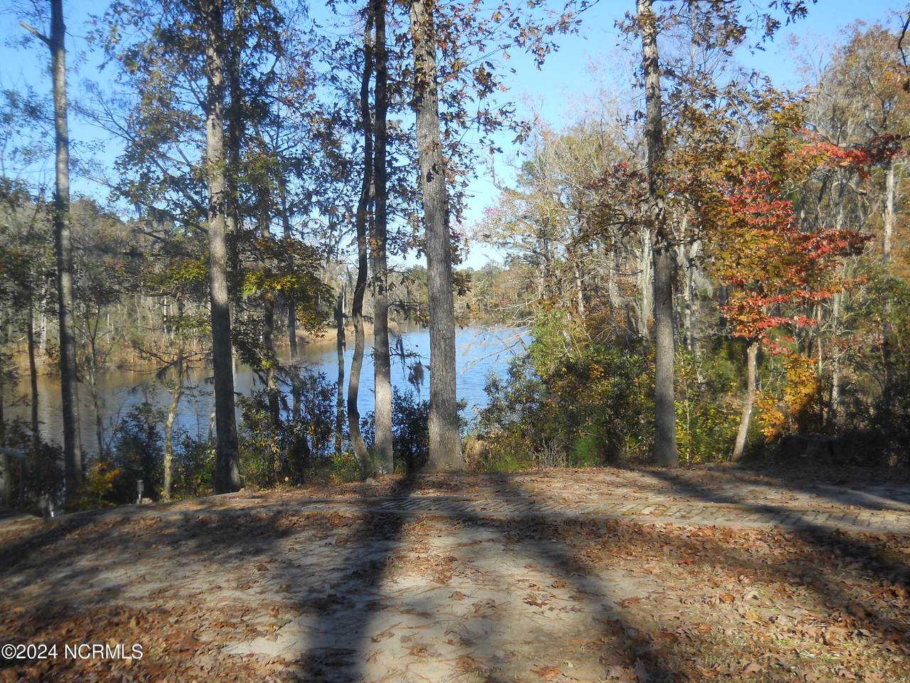 https://bt-photos.global.ssl.fastly.net/ncreg/1280_boomver_1_100426506-1.jpg