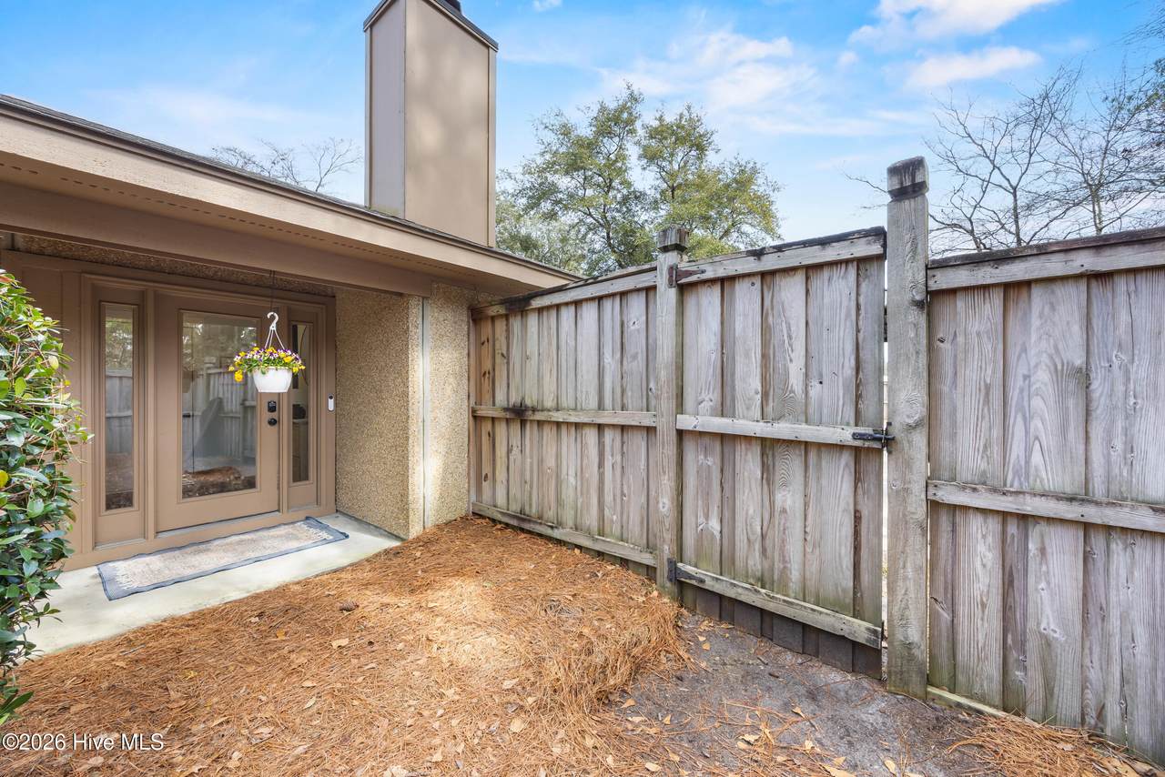 https://bt-photos.global.ssl.fastly.net/ncreg/1280_boomver_1_54bd9b959f3c59e604918cd4b54a2209-2.jpg