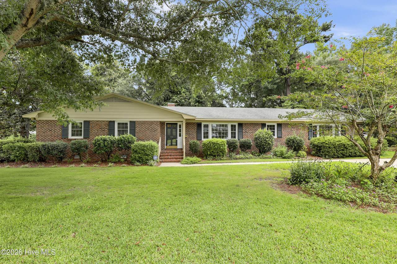 700 Clyde Drive - Photo 1