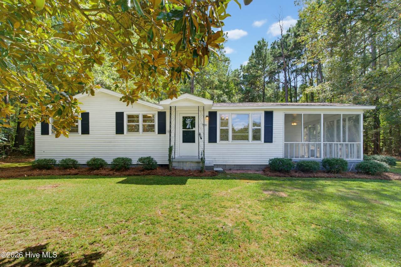 728 Warrior Trail - Photo 1