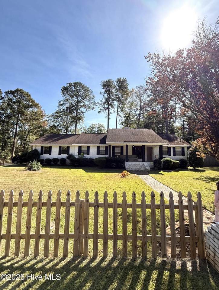 664 Magnolia Drive - Photo 1