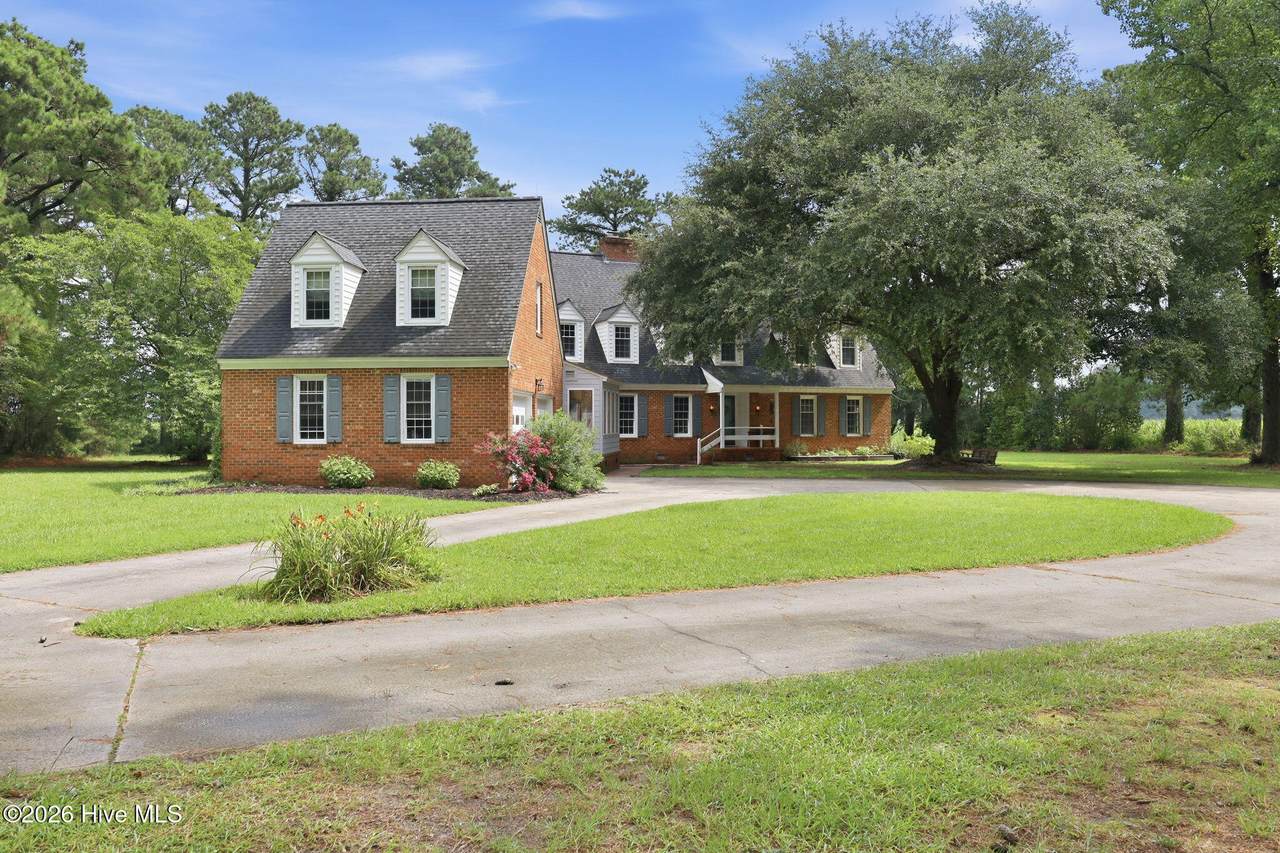 2454 Peartree Road - Photo 1