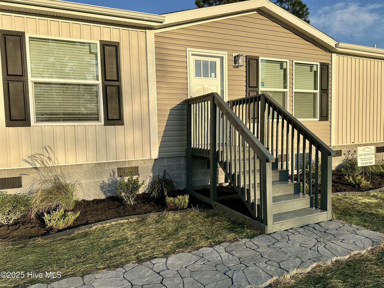 113 Creek Line Drive - Photo 1