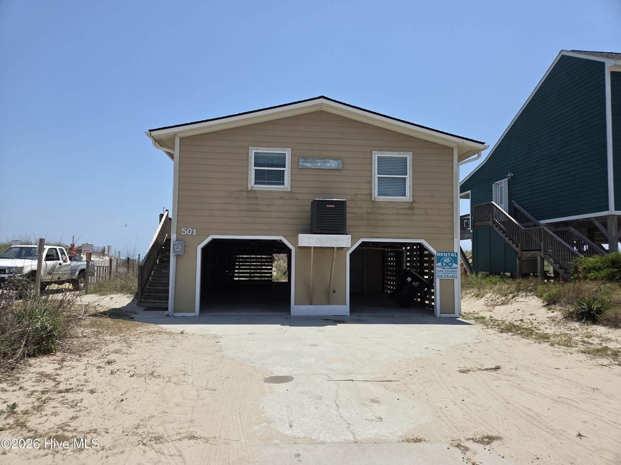 501 Beach Drive - Photo 1