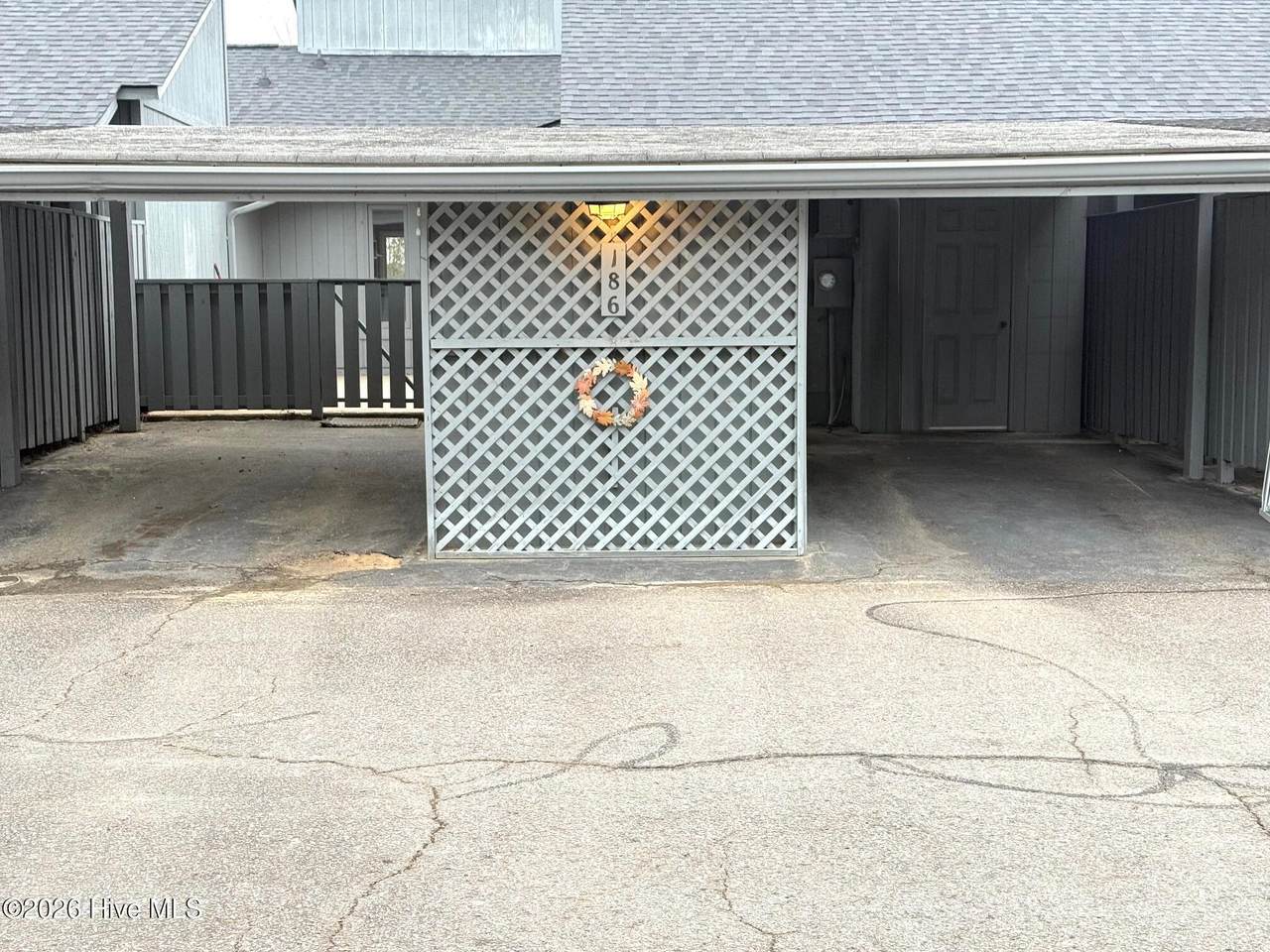 186 Cranes Cove - Photo 1