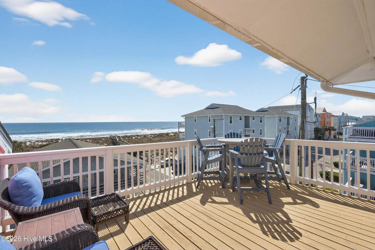 504 Carolina Beach Avenue - Photo 1