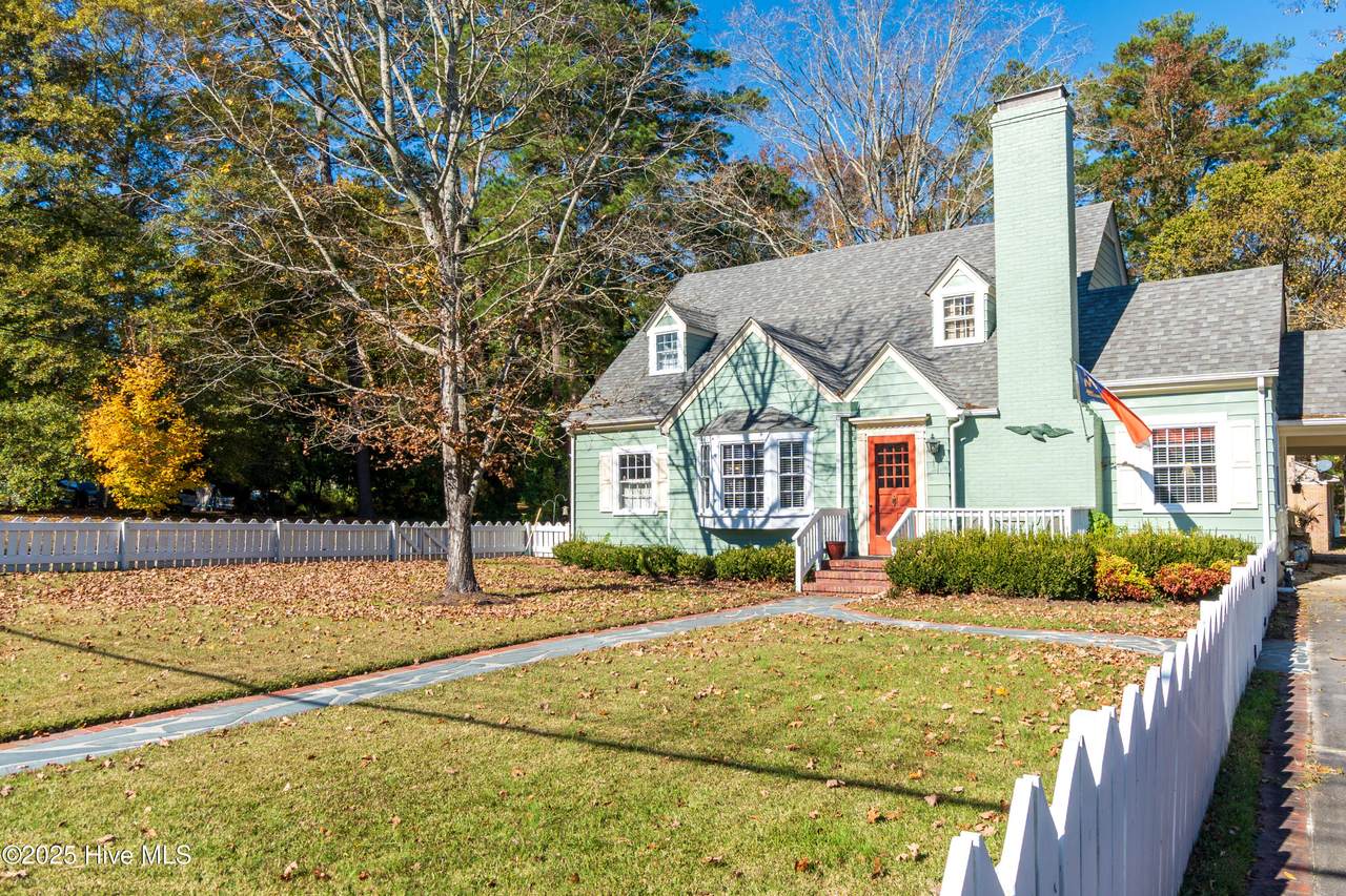 107 Watson Street - Photo 1