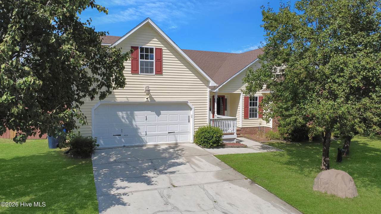 102 Winfall Court - Photo 1