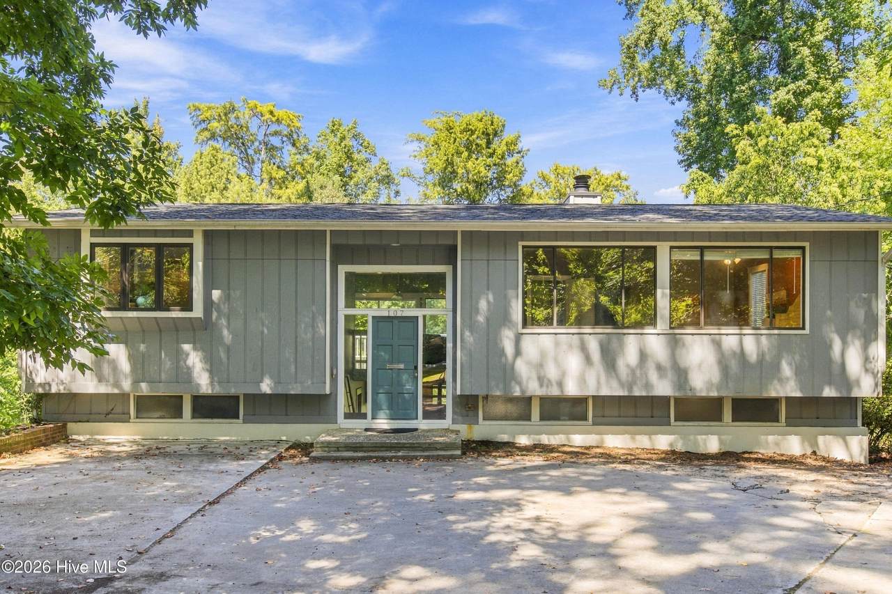 107 Tom Avenue - Photo 1