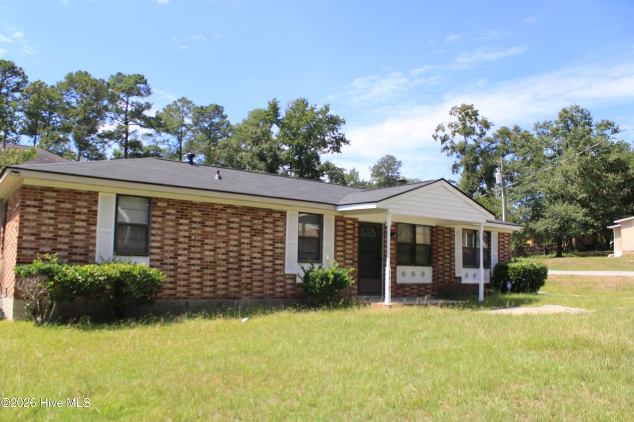 3419 Lucie Street - Photo 1