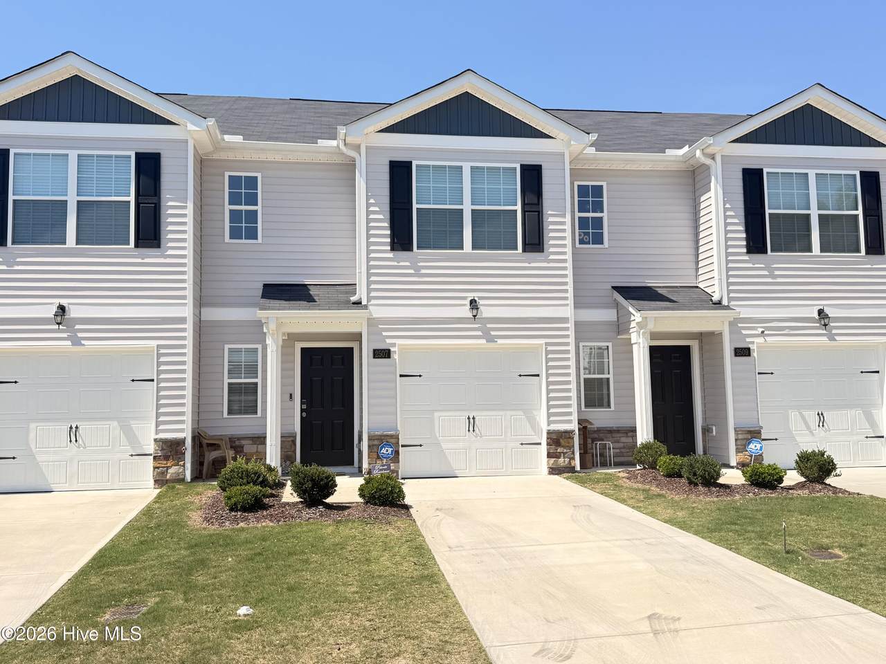 2507 Gracie Lane - Photo 1