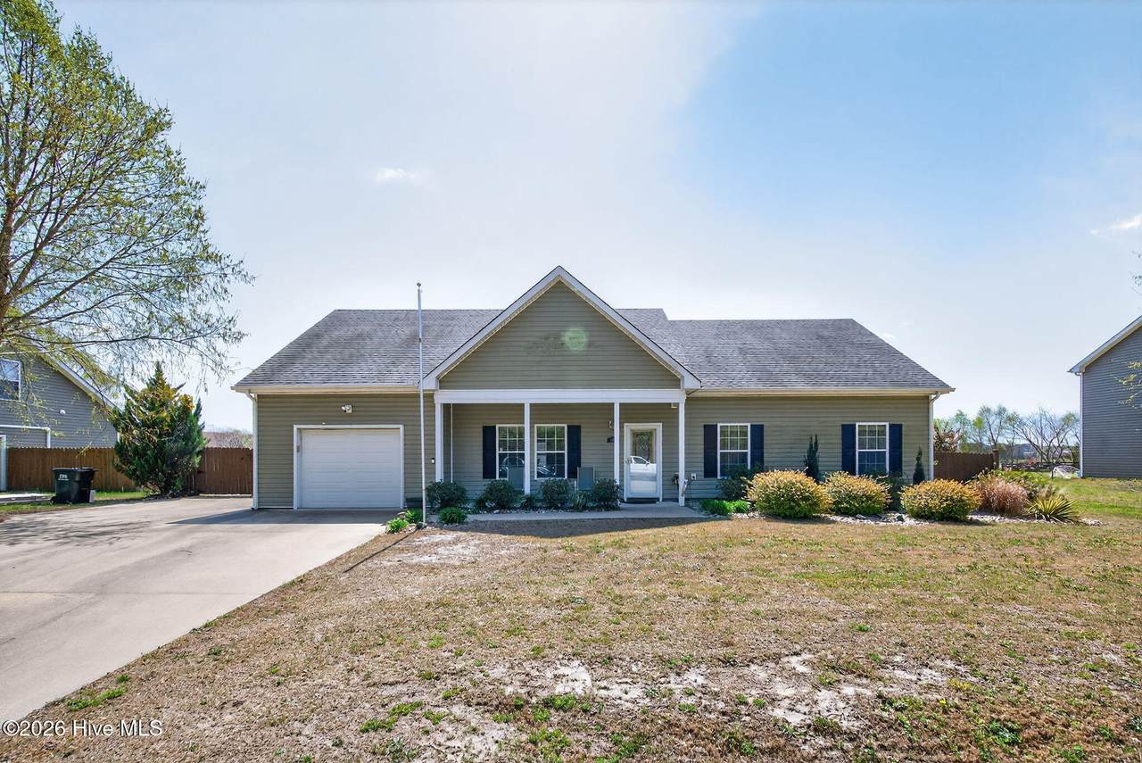 103 Mulberry Court - Photo 1
