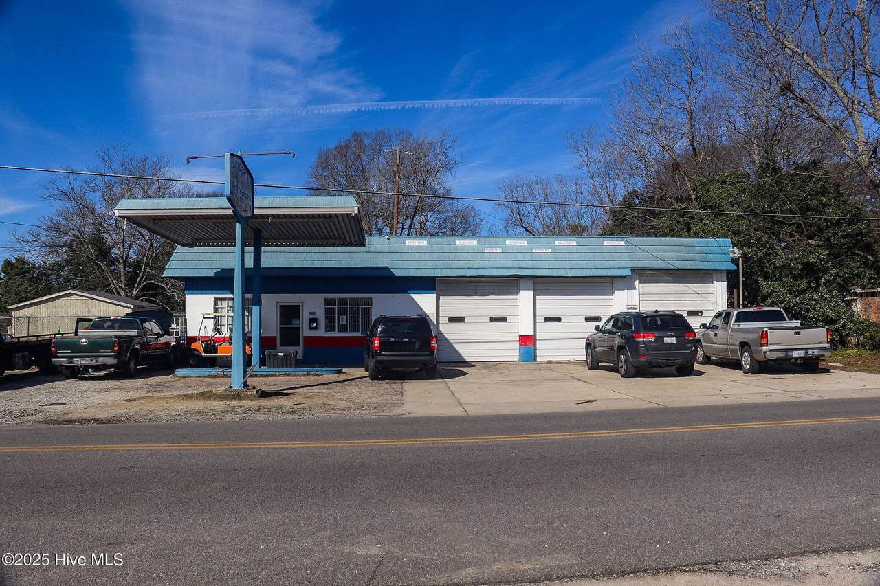 101 Sanford Road - Photo 1