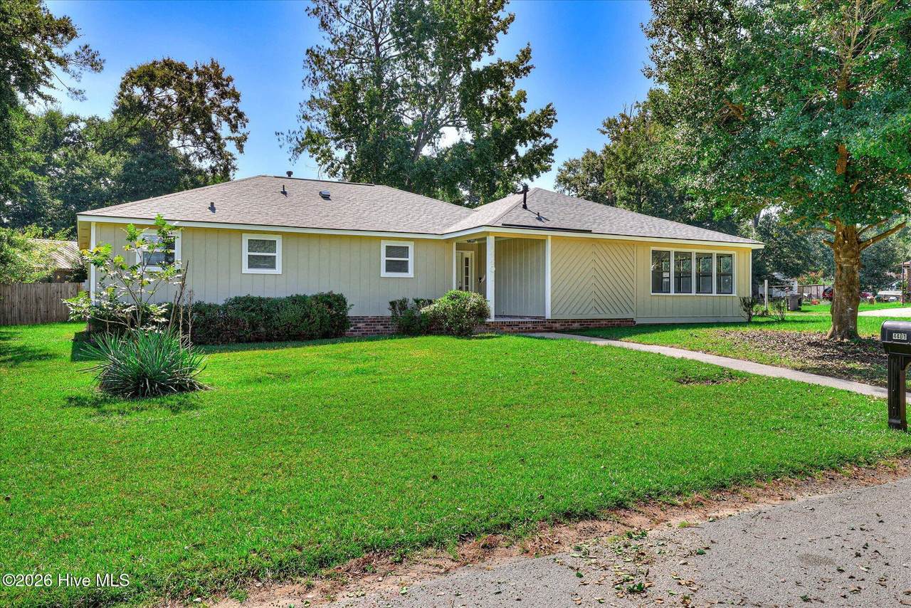 4401 Goshen Lake Drive - Photo 1
