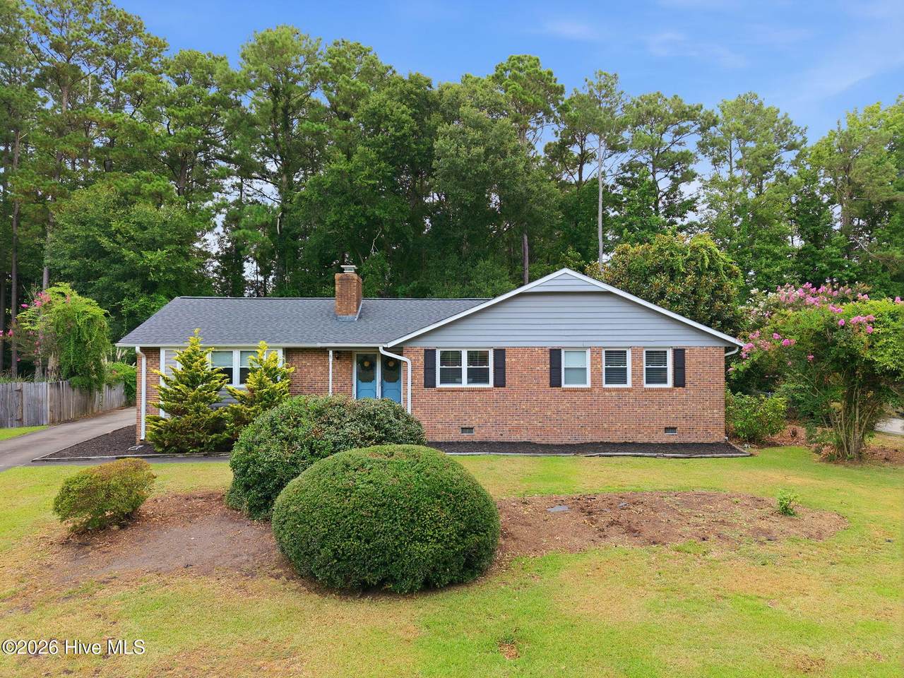1407 Clifton Road - Photo 1