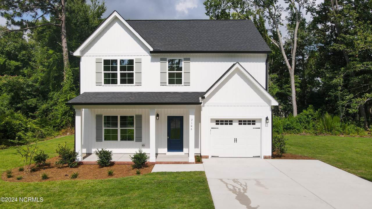 2106 Holly Drive - Photo 1
