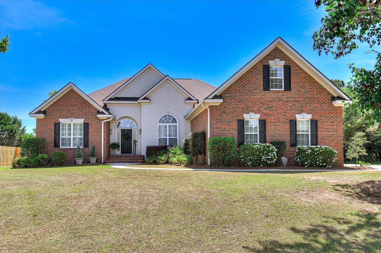 819 Windmill Crossing - Photo 1