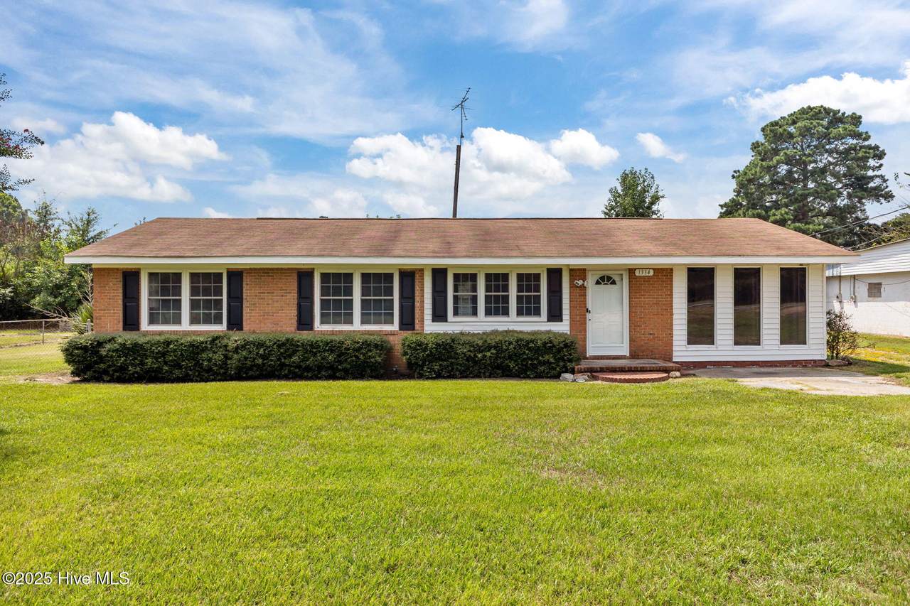 1334 Alamac Road - Photo 1