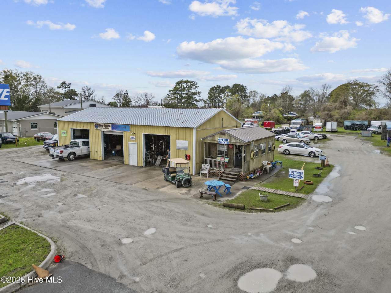 1215 Us 17 Highway - Photo 1