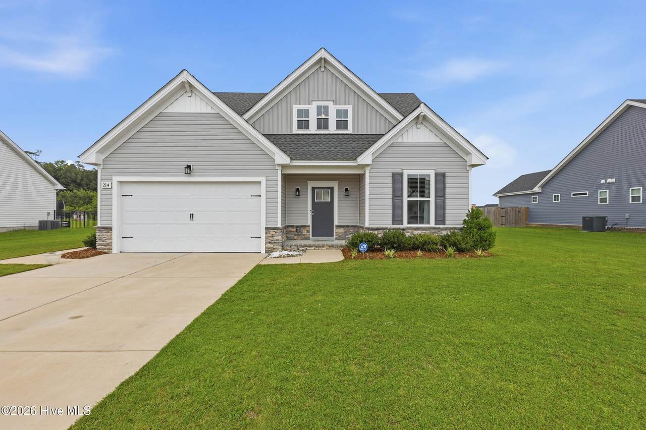 214 Pleasant Drive - Photo 1
