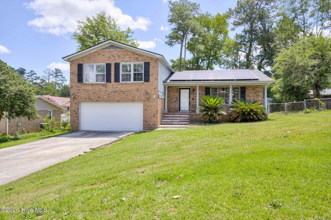 152 Holiday Drive - Photo 1
