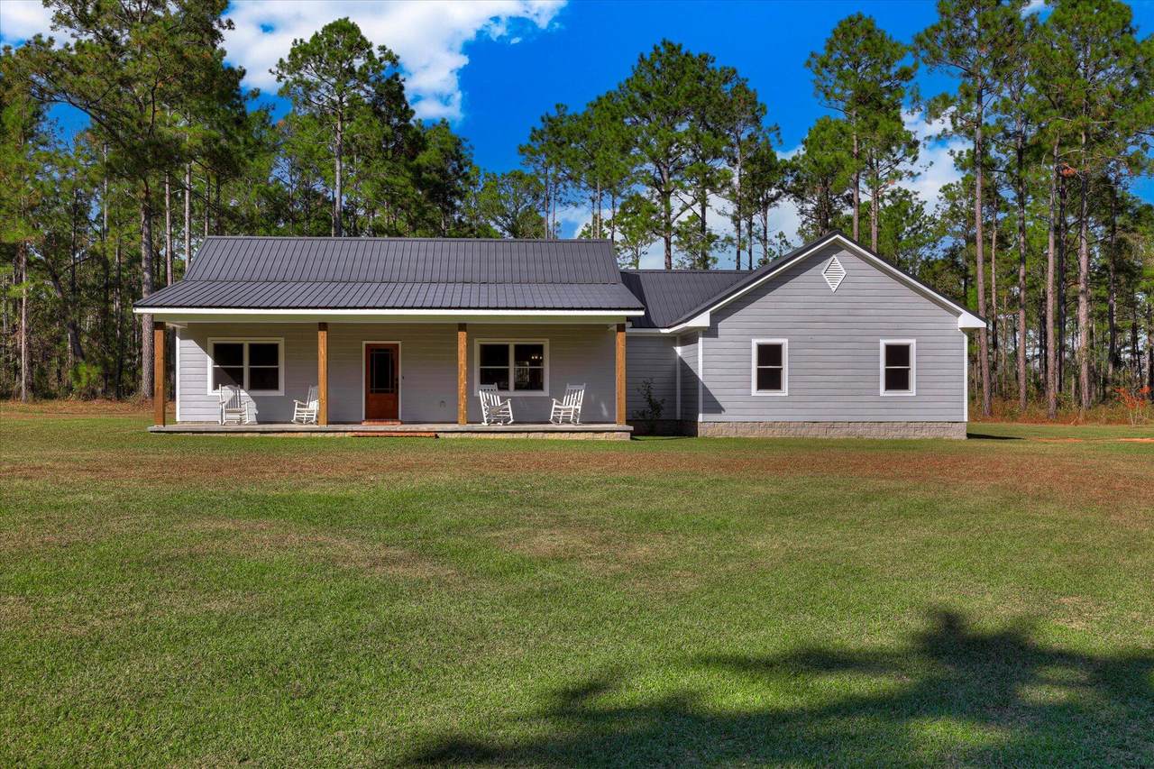 10596 Sand Valley Road - Photo 1