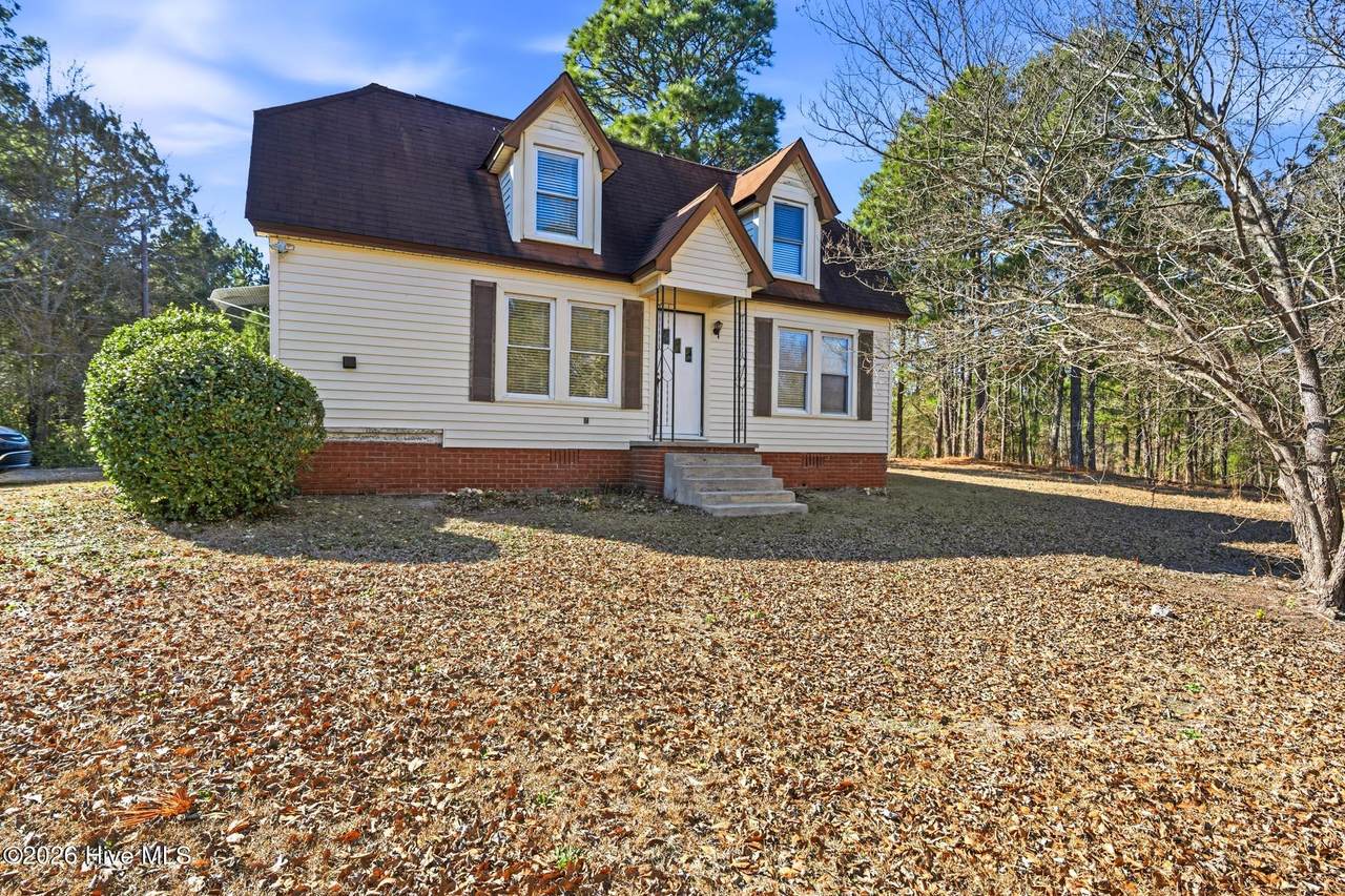 726 Mill Road - Photo 1