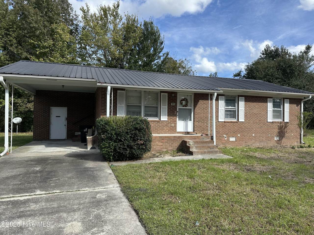 101 Water Street - Photo 1