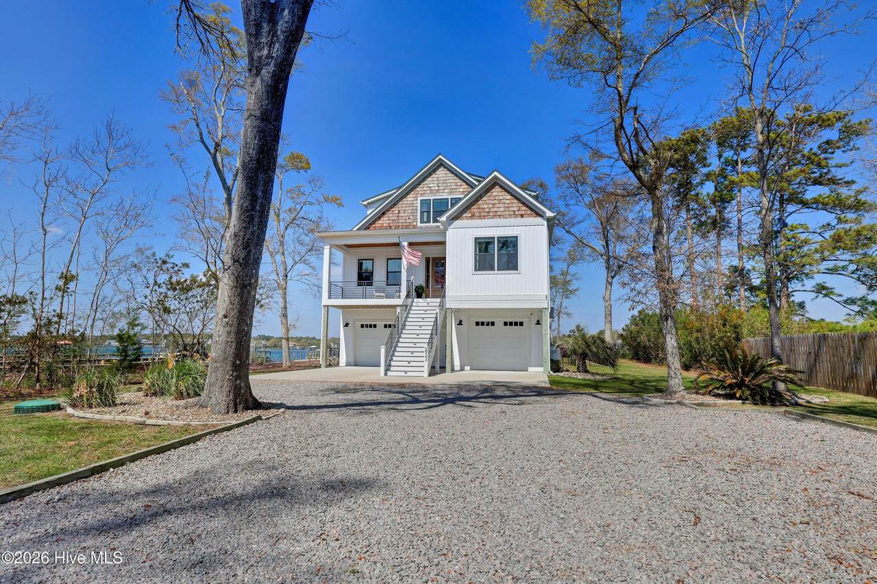 823 Chadwick Shores Drive - Photo 1