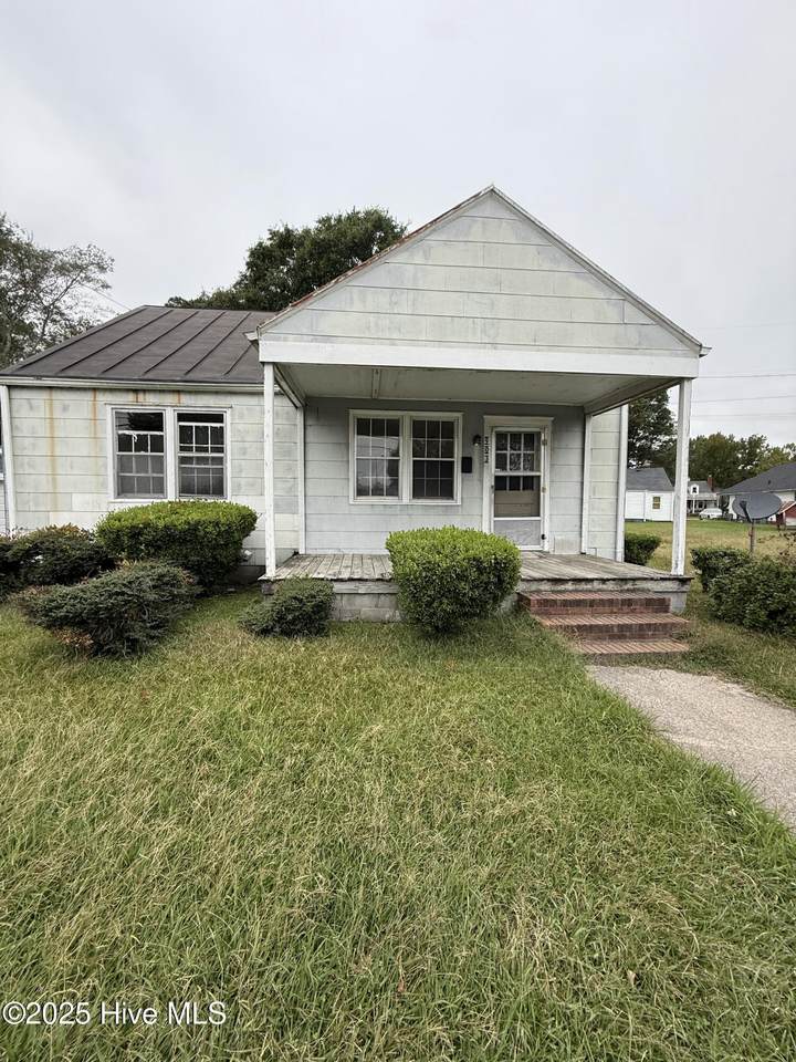 903 Oakum Street - Photo 1