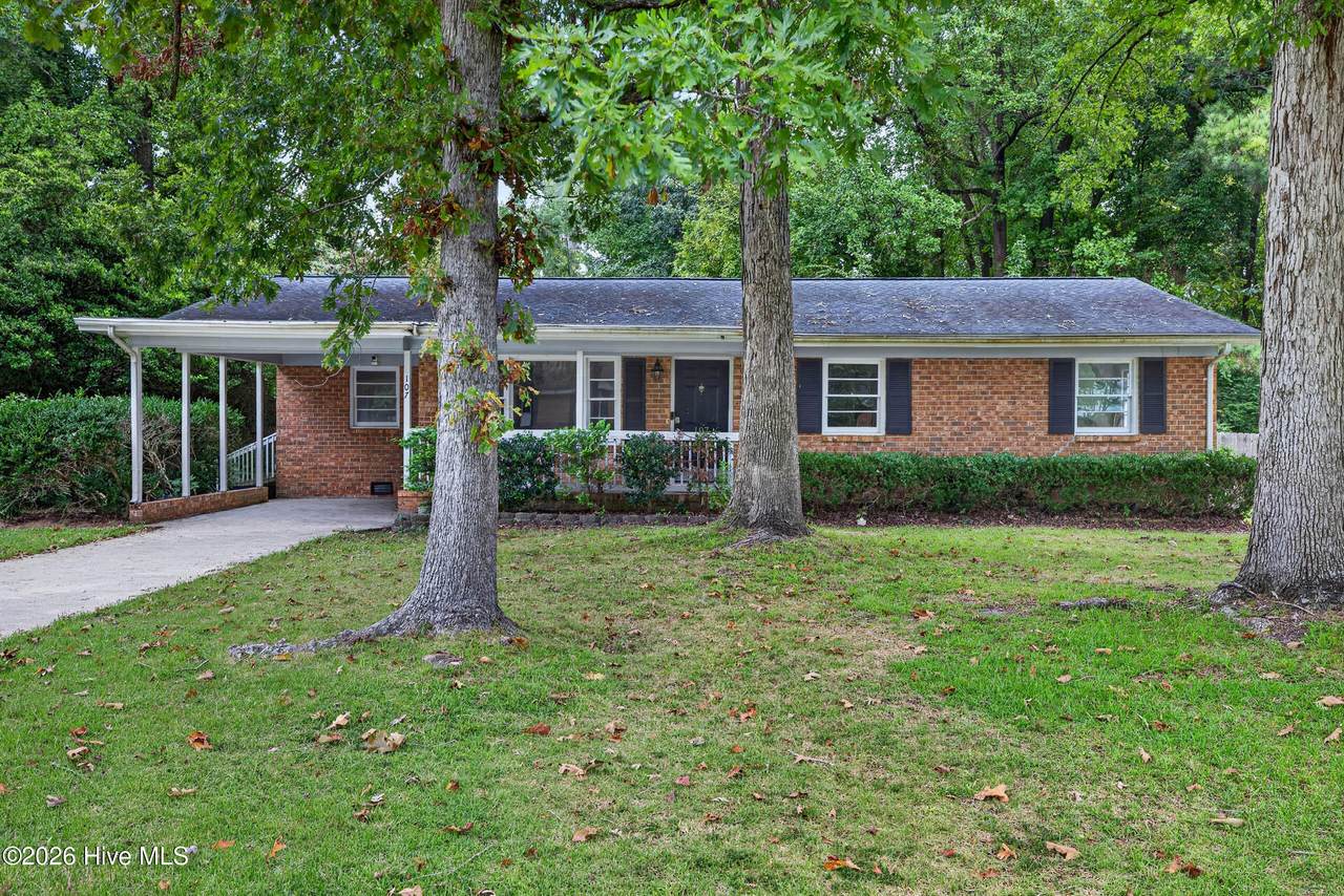 107 Marion Court - Photo 1