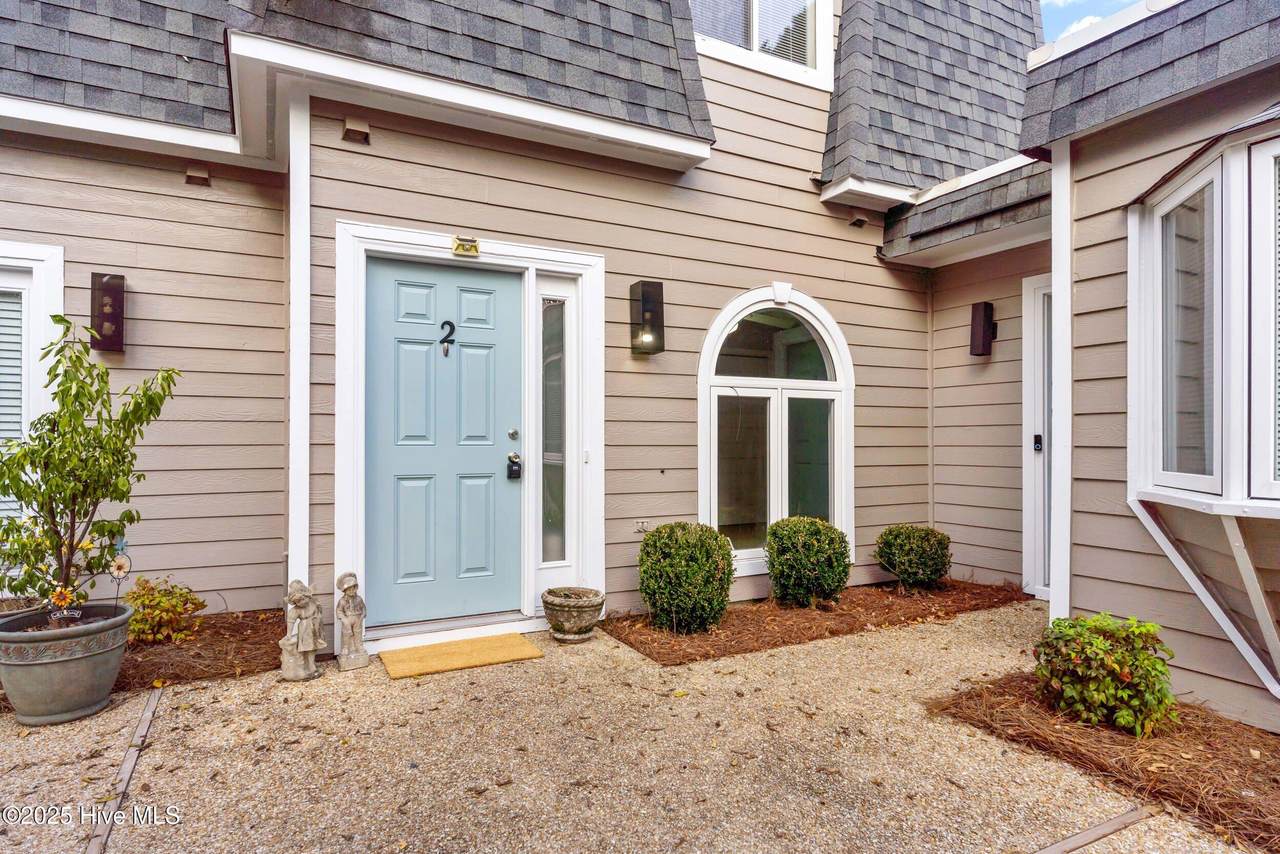 6328 Wrightsville Avenue - Photo 1