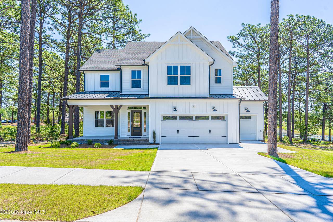 613 Watauga Lane - Photo 1