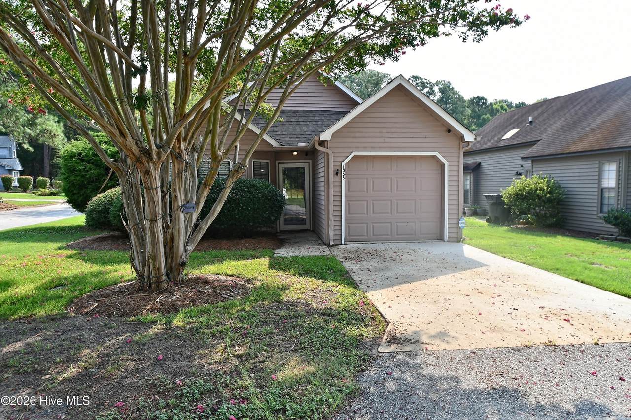 1066 Valley Drive - Photo 1