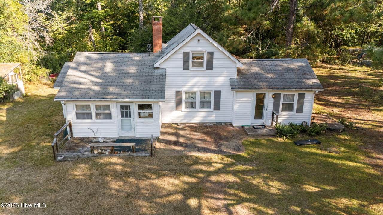 376 Foxfire Road - Photo 1