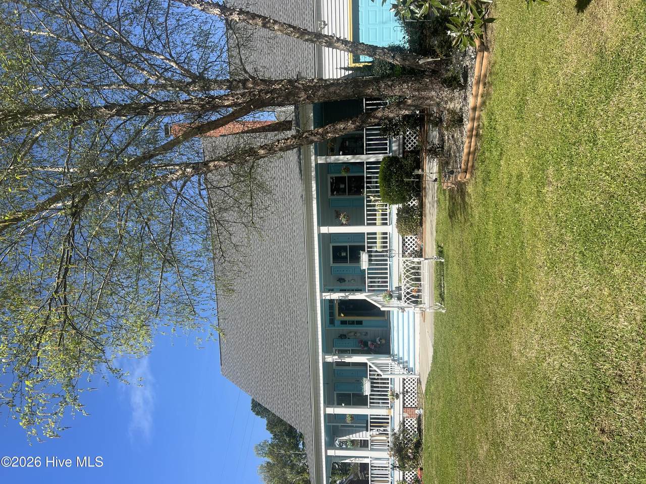 128 Bella Vista Drive - Photo 1