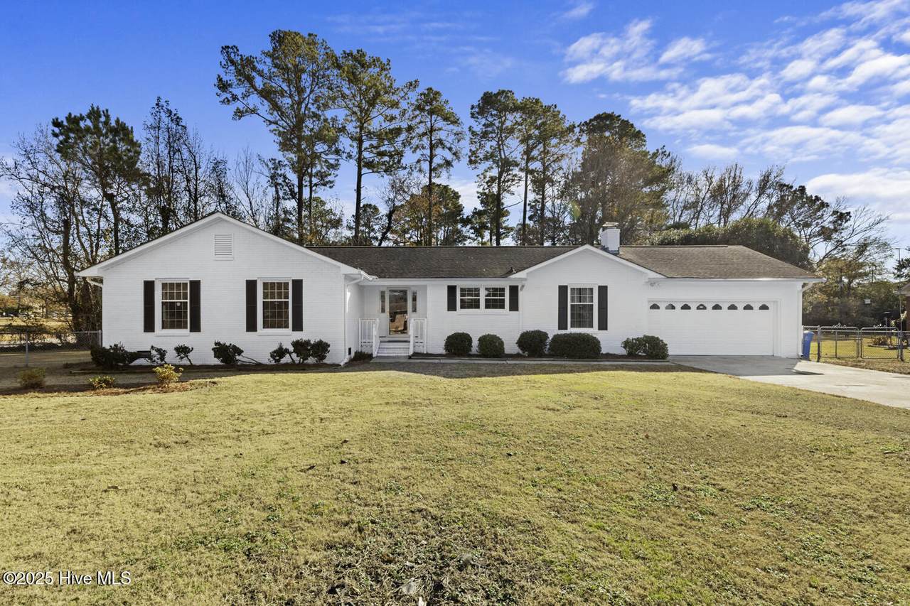 230 Campbell Place - Photo 1