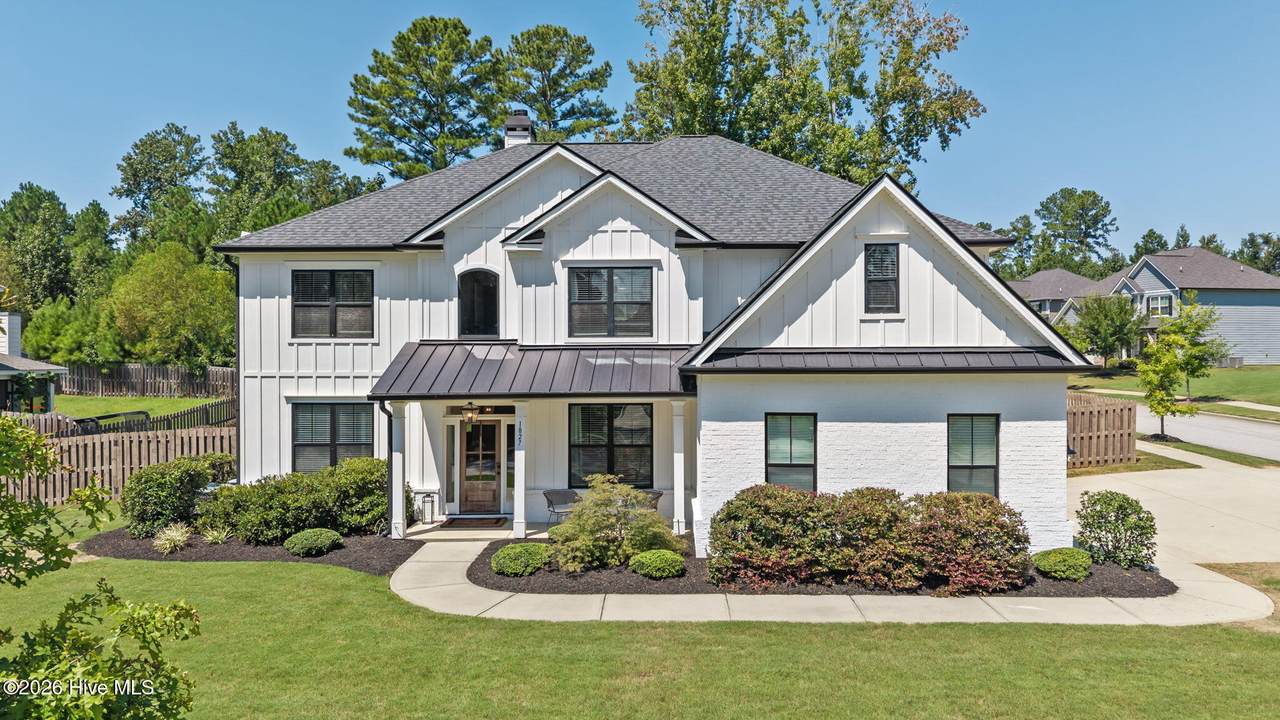 1827 Preservation Circle - Photo 1