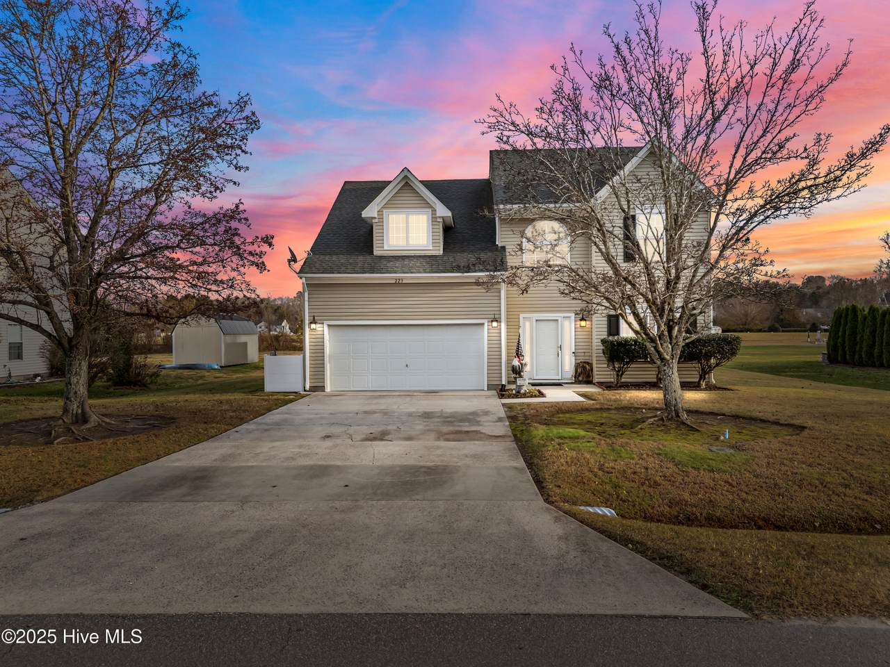 223 Eagle Creek Road - Photo 1